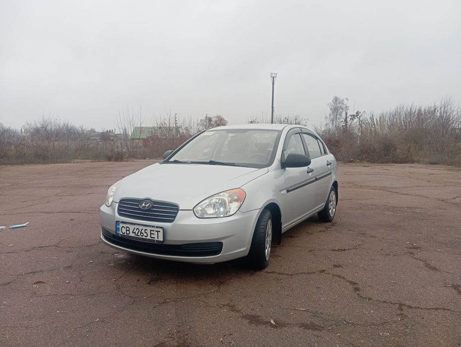 Hyundai accent 1,4 бензин