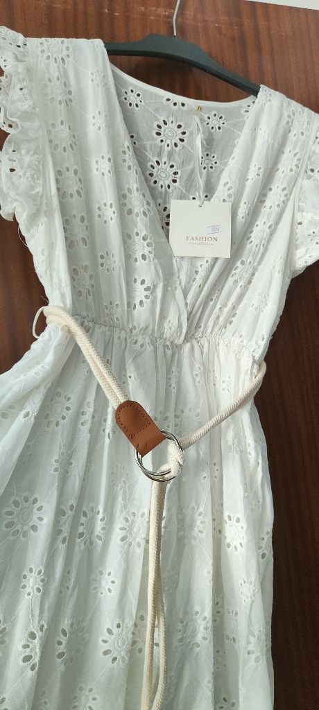 Vestido bordado inglês