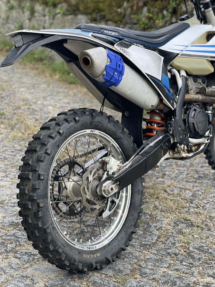 Husqvarna FE 250, 2019