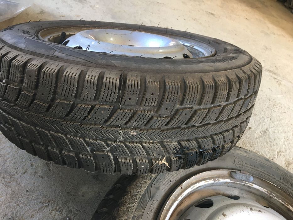 Продам зимову резину