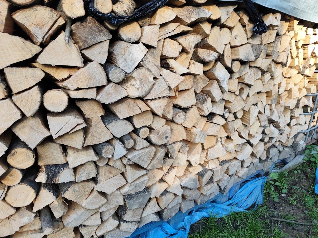 Drewno*kominkowe*opałowe*suche*sezonowane*jesion*brzoza*modrzew