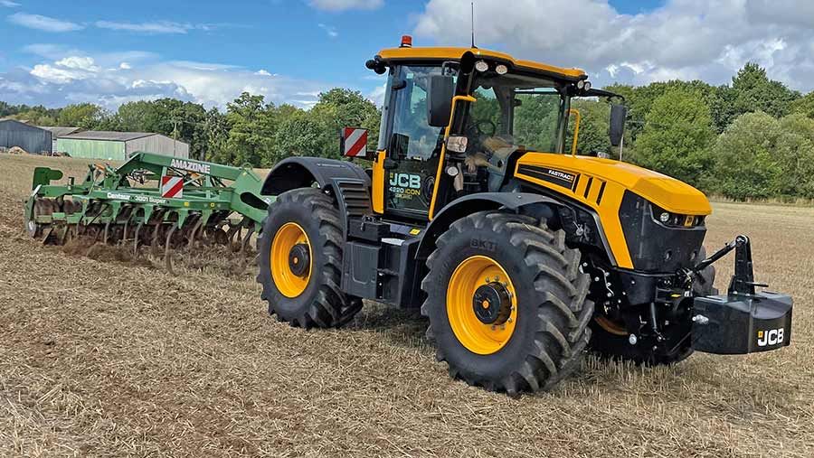 JCB FASTRAC 4220 ICON 2023r. 2400h 63km/h