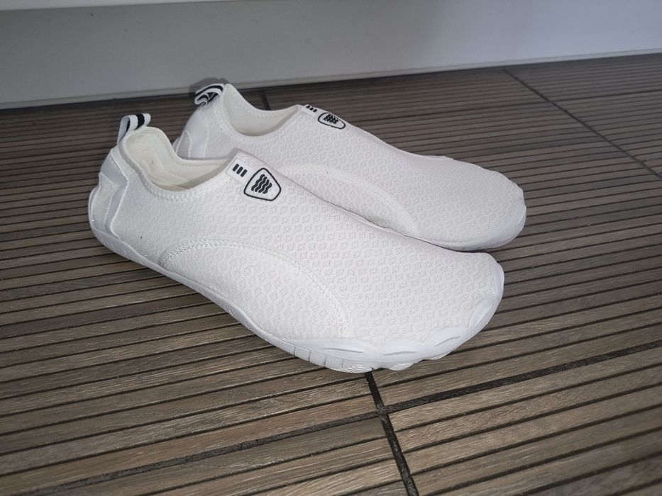 NOWE buty do wody 44
