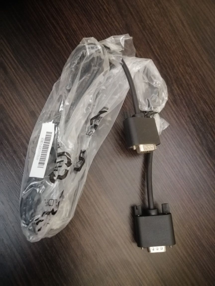 Кабель для підключення монітору (VGA)
