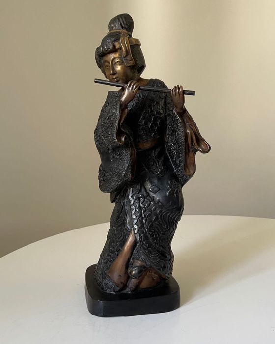 Geisha 43cm Polichromowany Brąz Vintage Rzeźba