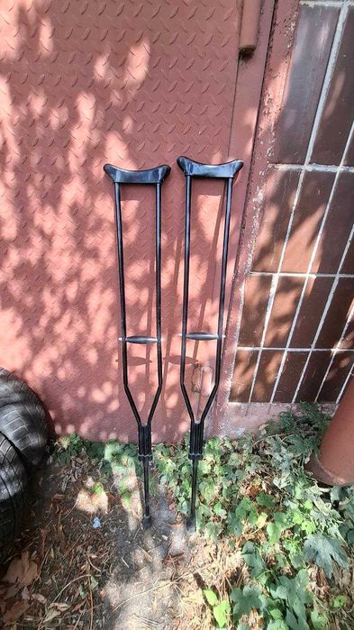 Милиці пахвові металеві - 2шт- (костилі) б/у