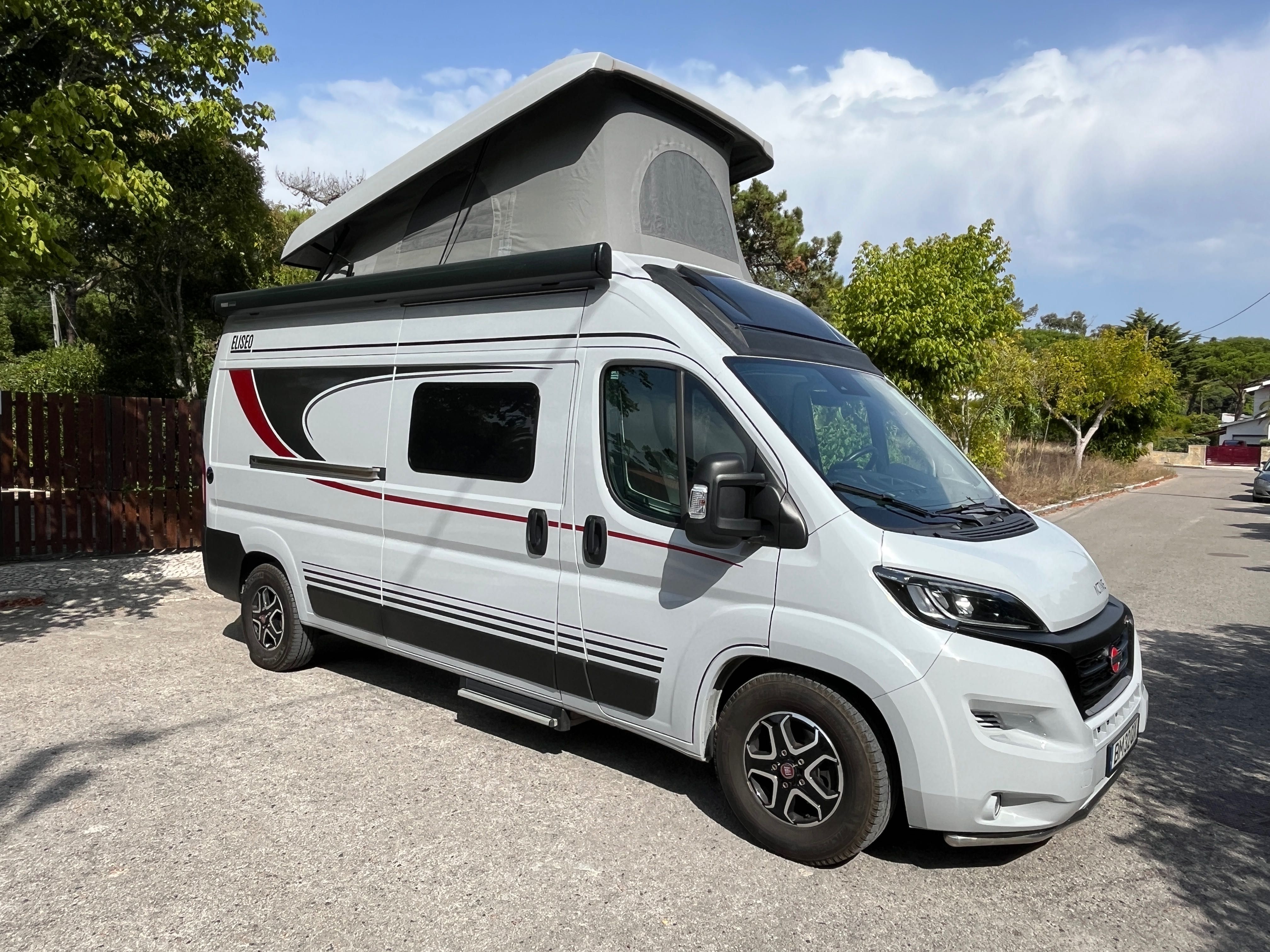 2023 Bürstner Eliseo C602, Automatic, Pop up roof + fully loaded