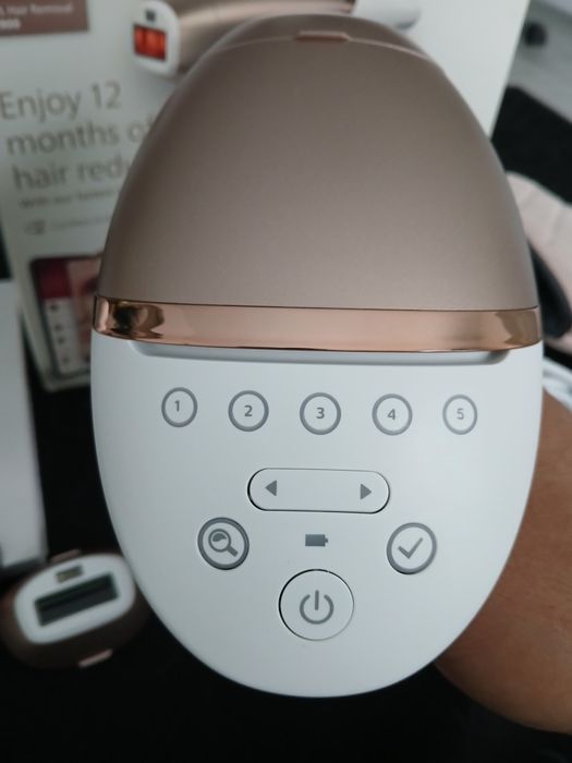 DEPILATOR IPL Philips Lumea 9900 IPL BRI973 skinAI
