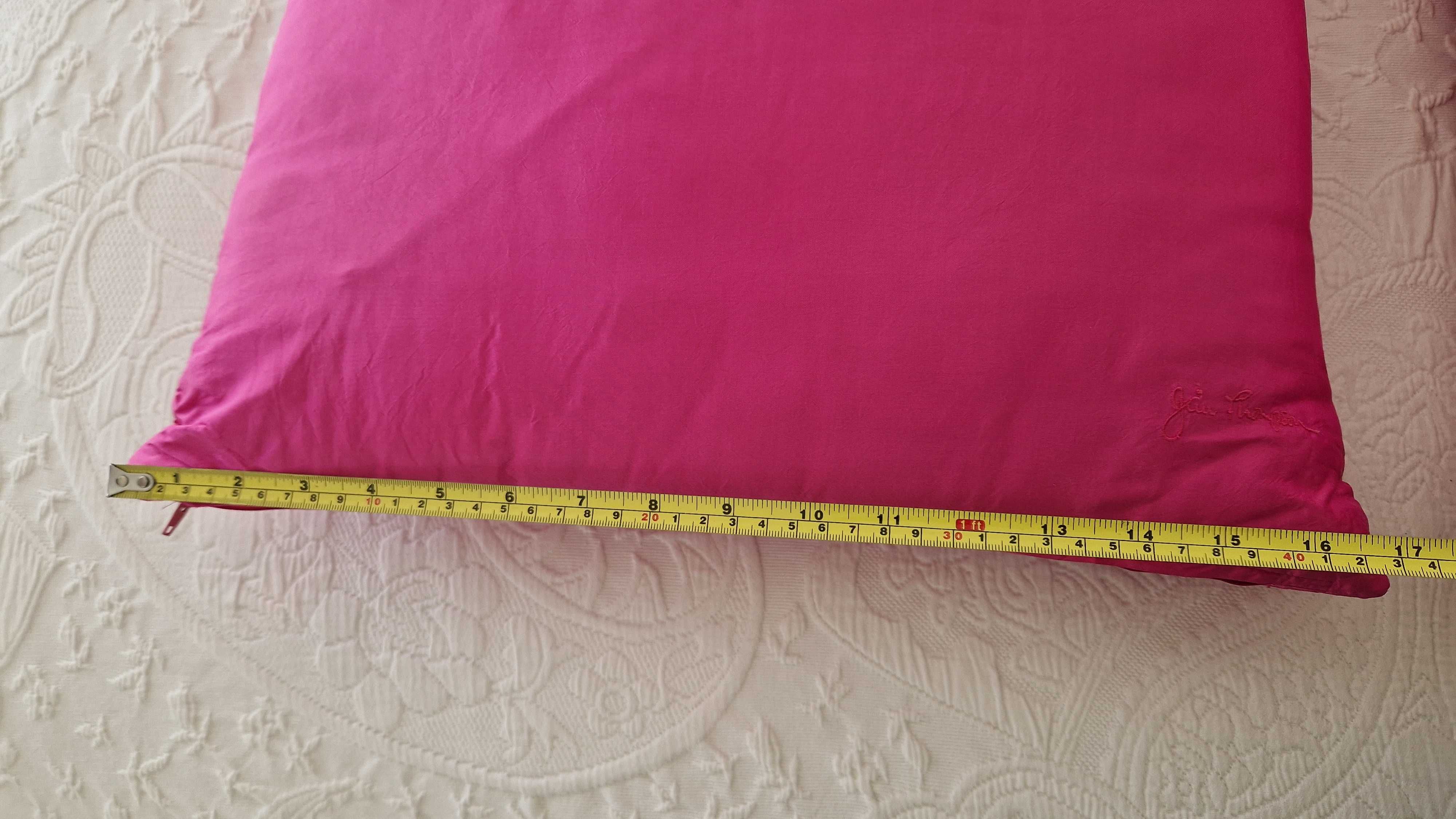 Conjunto 2 almofadas rosa fuschia, com fecho