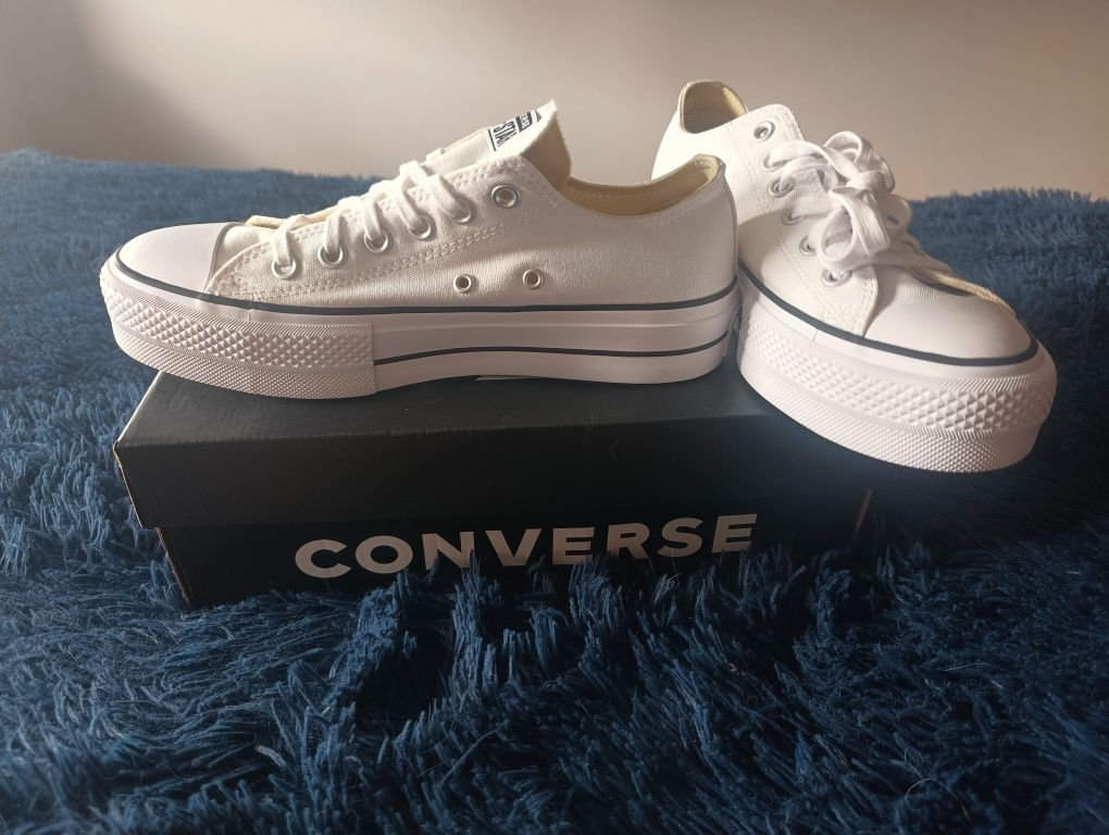 Trampki na platformie converse