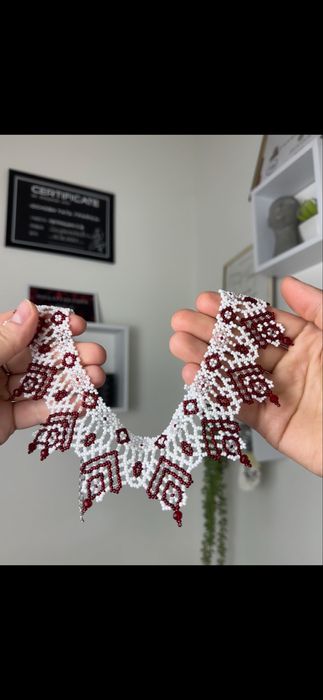 Силянка з бісеру на шию