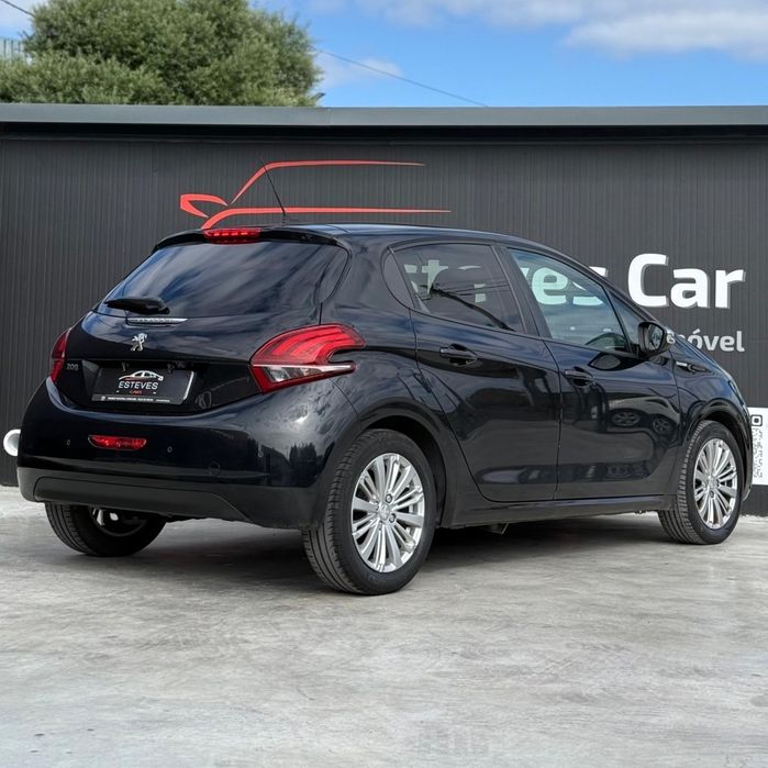 Peugeot 208 1.6 BlueHDi Style