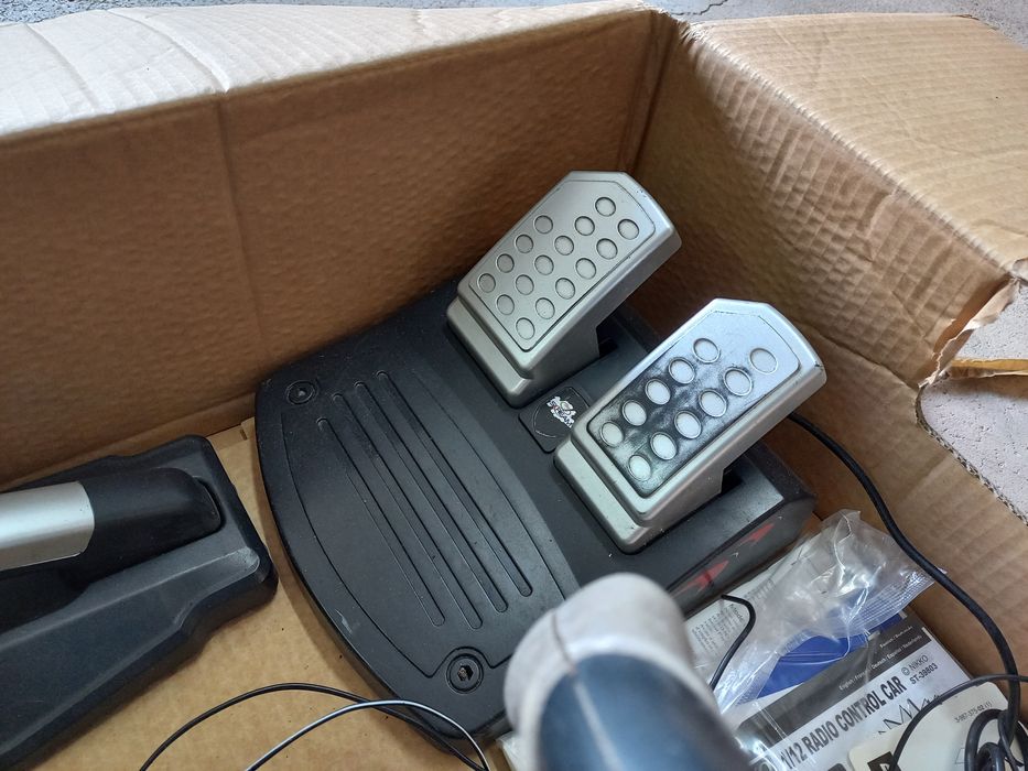 Volante Mclaren para PlayStation 2