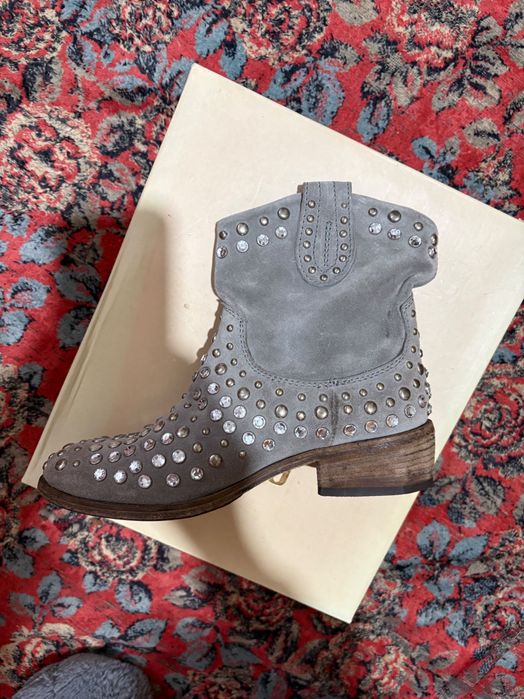 Черевики, натуральна замша, Италія, ручна робота. Розмір 39 Брендові.