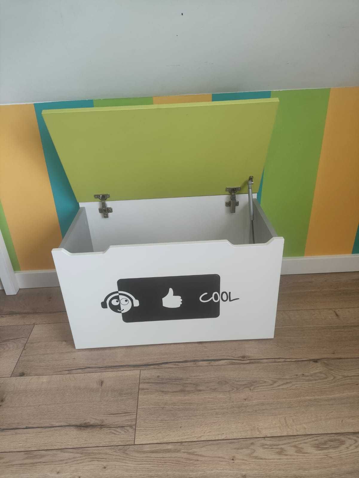 Zestaw mebli młodzieżowych+ łóżko