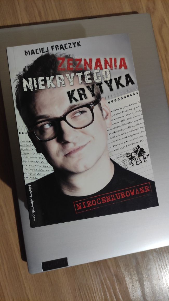 Książki Niekryty krytyk, Tulipanowy wirus