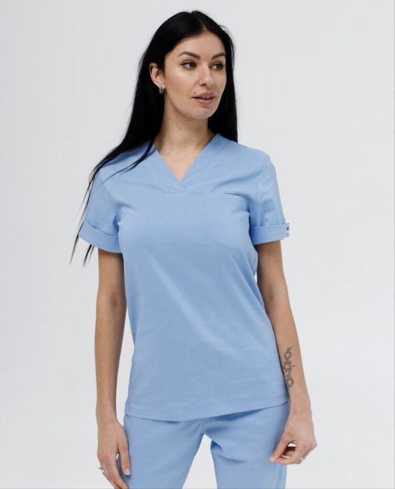 Медичний хірургічний костюм жіночий блакитний