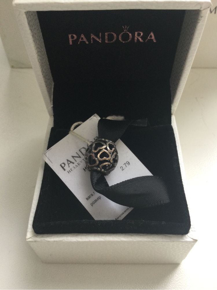 Бусины Pandora