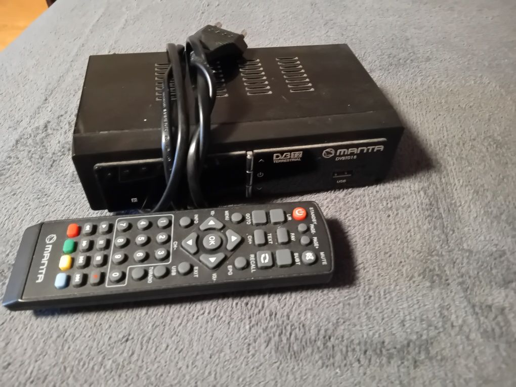 Telewizor 42 cale Technika HDMI  LED