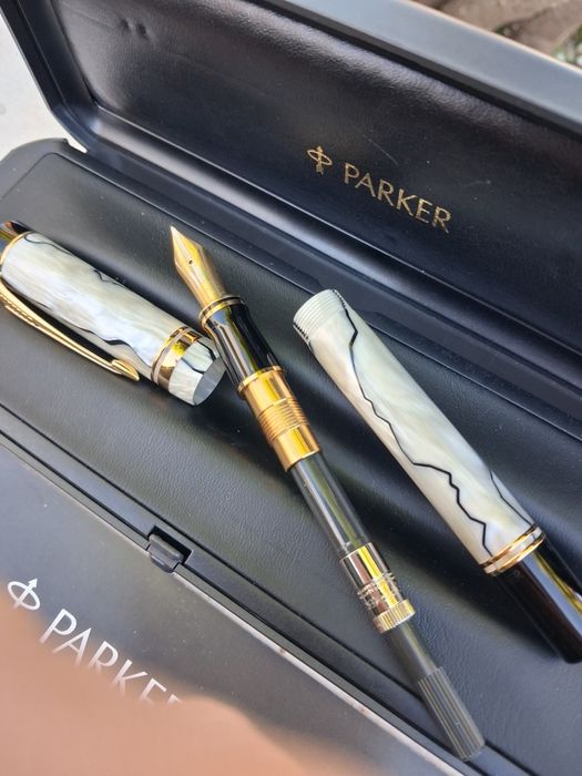 Caneta tinteiro Parker Duofold Centennial