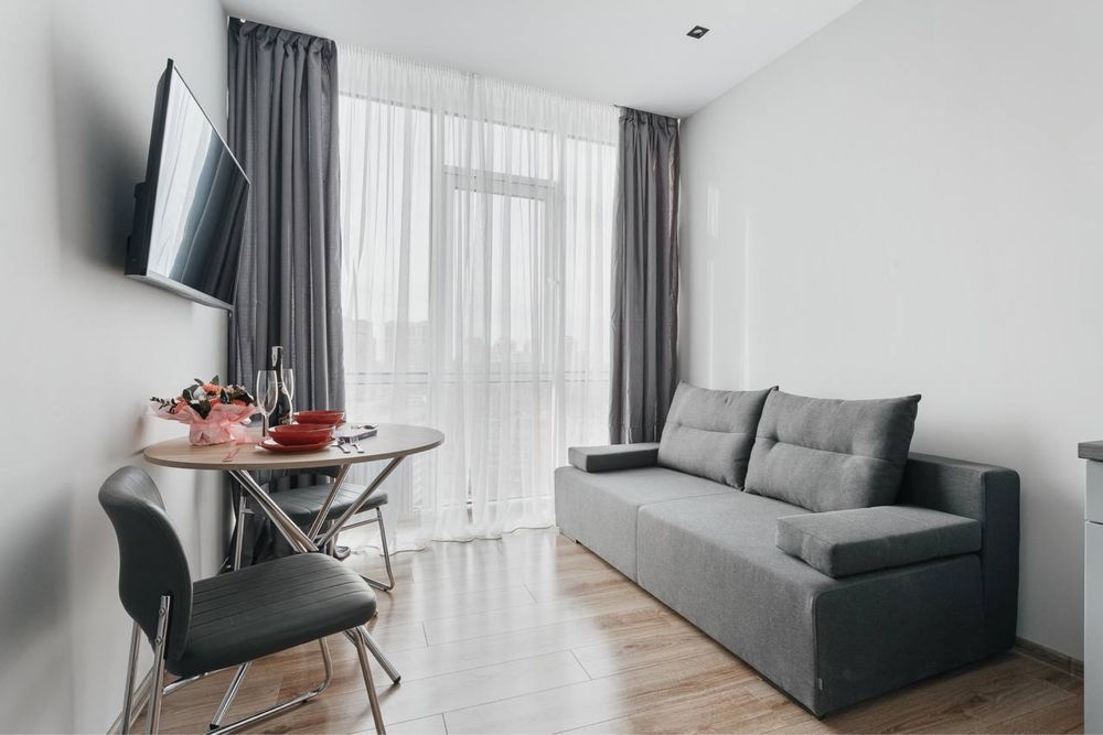 16 Flor!Grey Apartment with 2 rooms in Arcadia