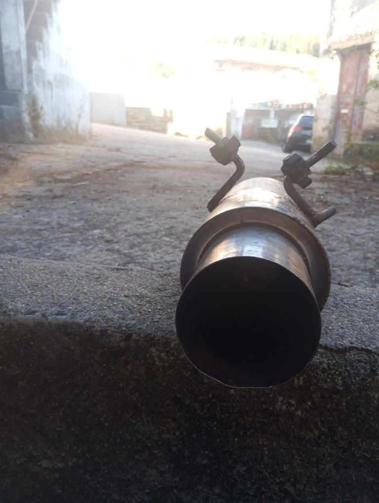 Panela de escape