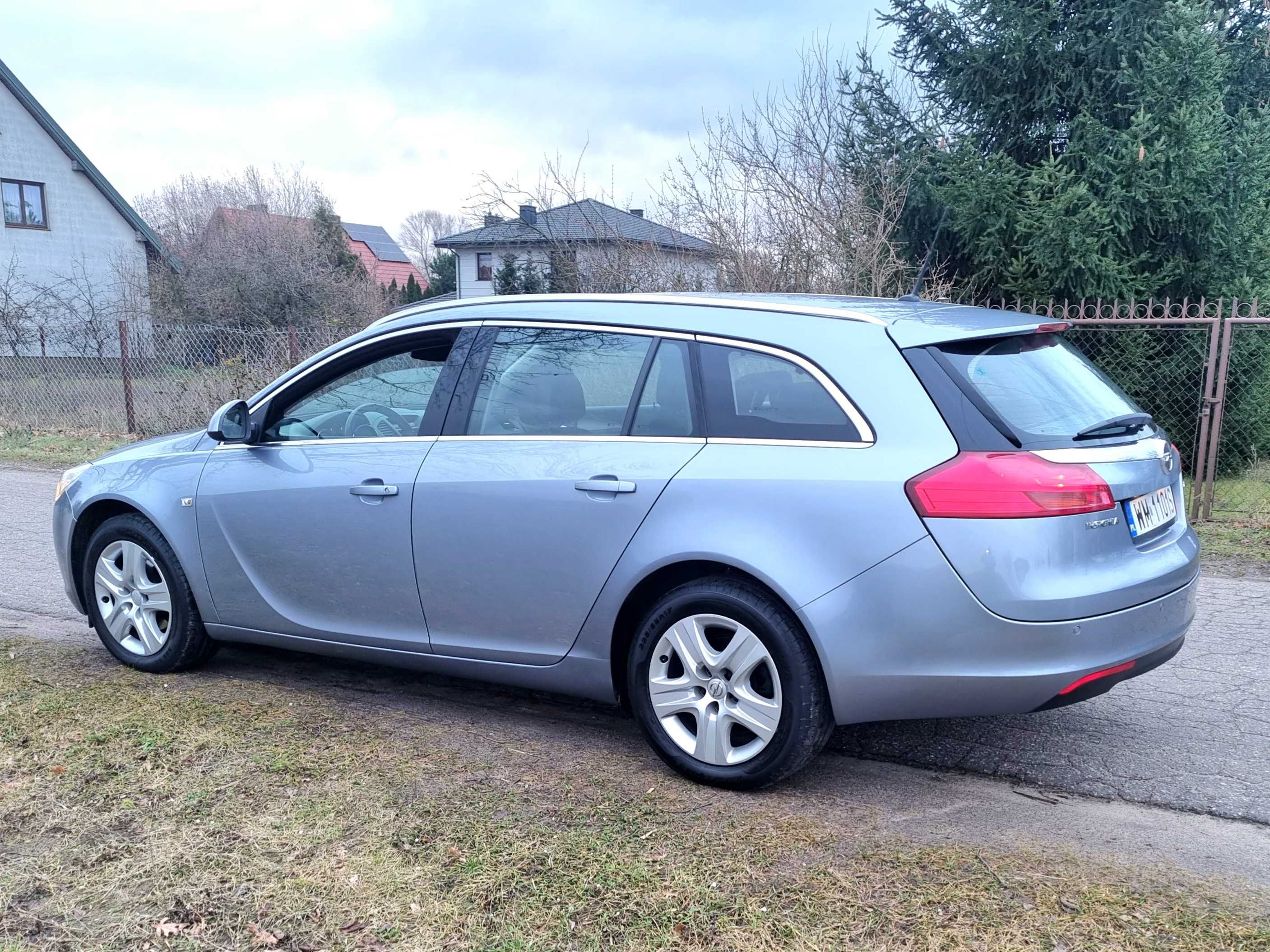 Insignia 2.0diesel super stan zadbana