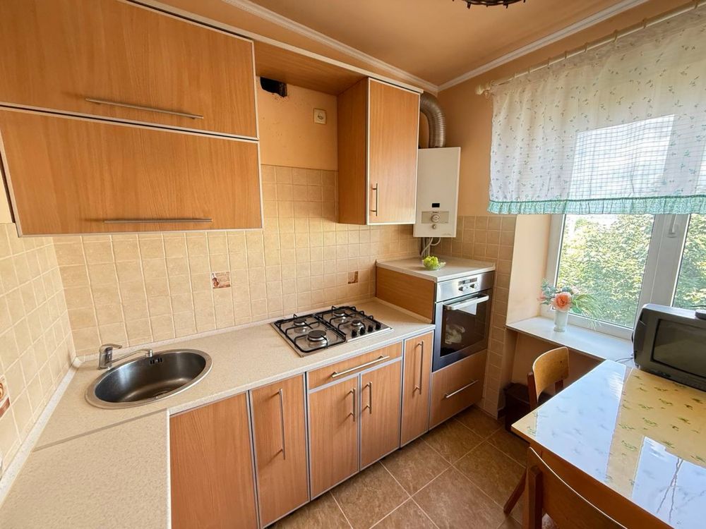 ПРОДАЖ 2 кім вул. Винниченка