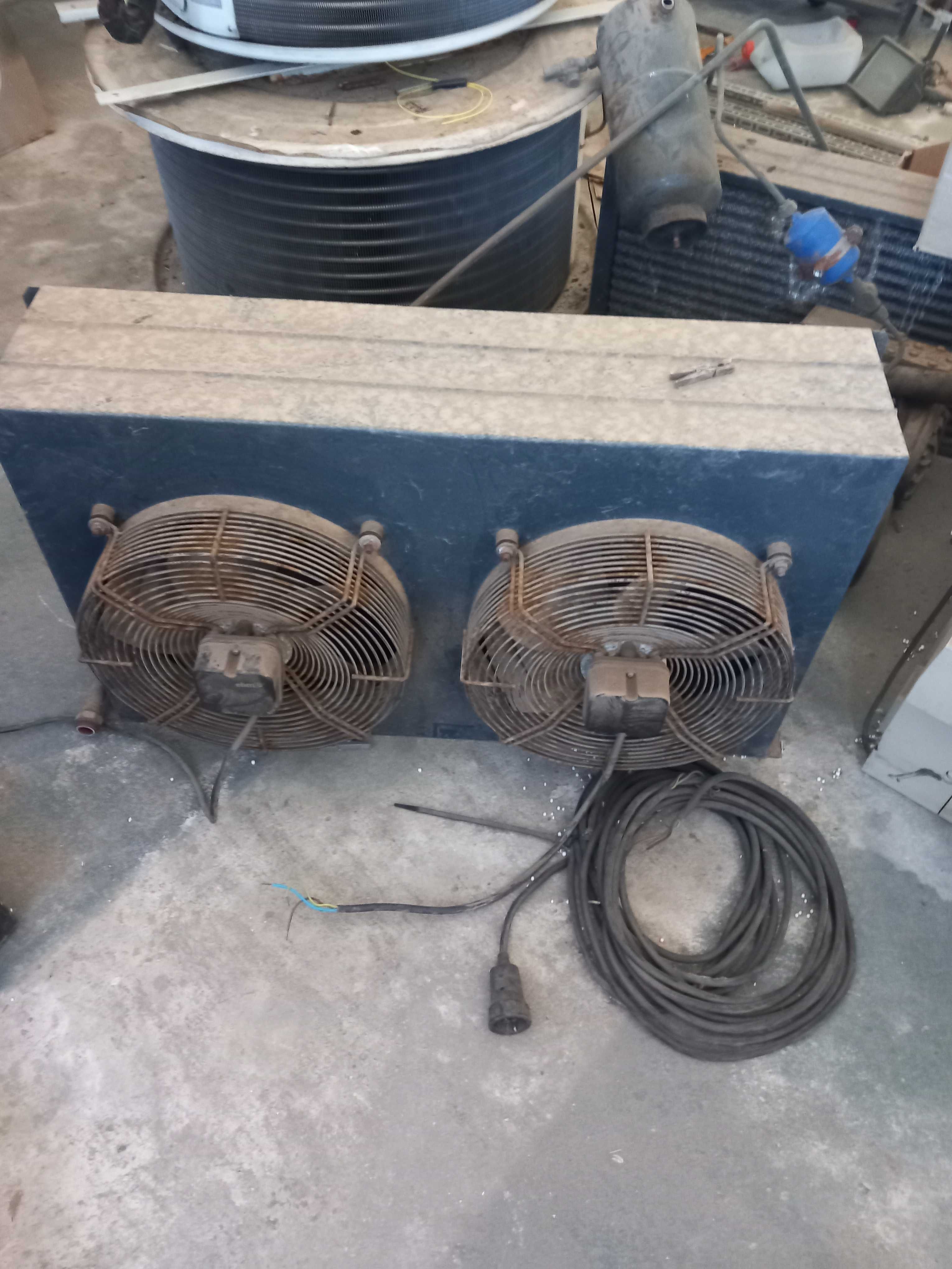 Grupo compressor e ventilador condensador