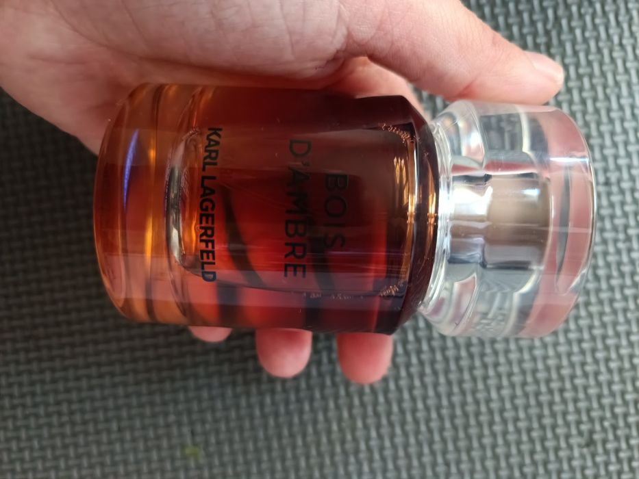 Perfuma karl lagerfeld bois dambre