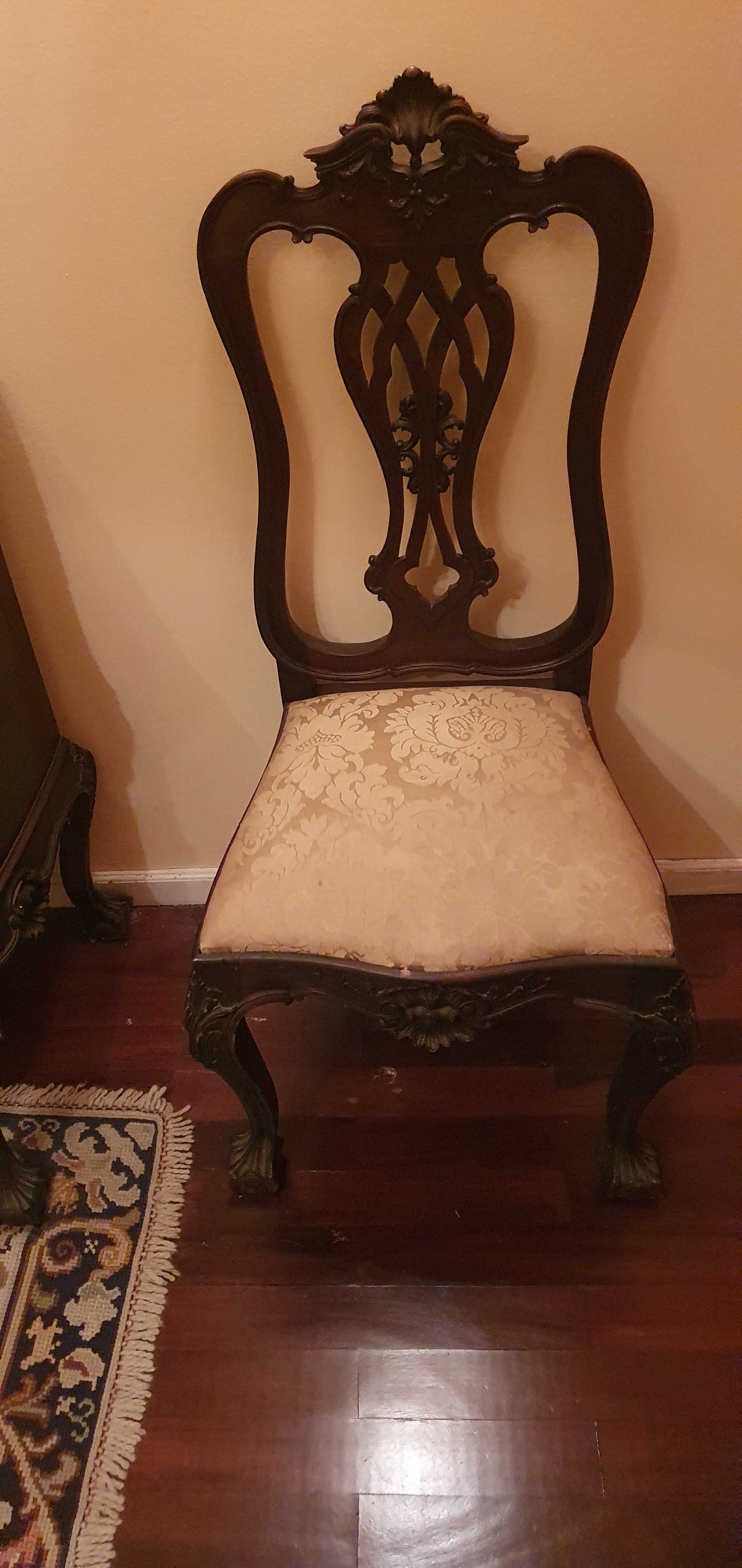 Conjunto de mobília de quarto D. João V