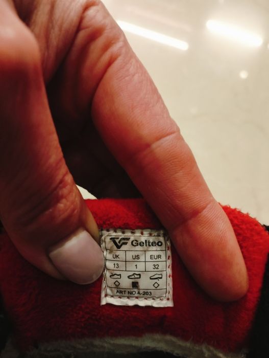 Buty zimowe ocieplane dla chłopca r.32