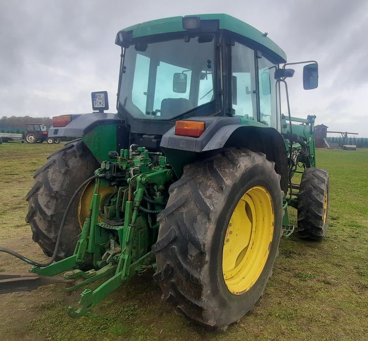 Ciągnik JOHN DEERE 6110SE 85KM z ładowaczem czołowym turem mechaniczny