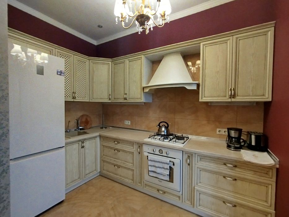 Продаж 2 кім.квартири в Центрі міста.