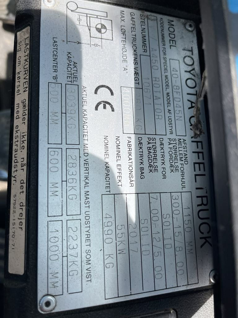 Wózek widłowy Toyota 5T