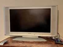 Grundig Amira 32 LCD