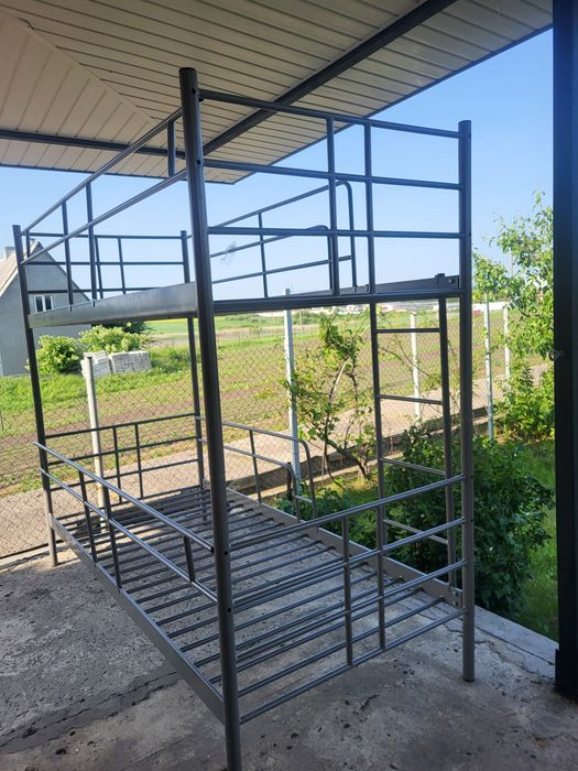 Продам ліжко  двохяросне