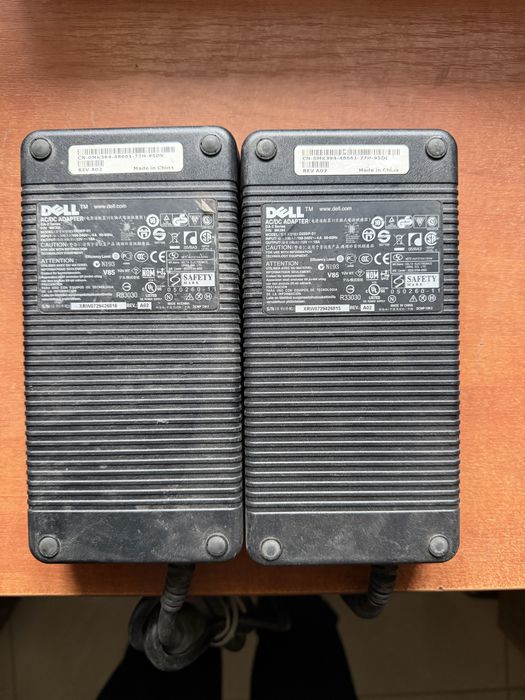 Dell 220W D220P-01 — оригинальный блок питания для док-станций