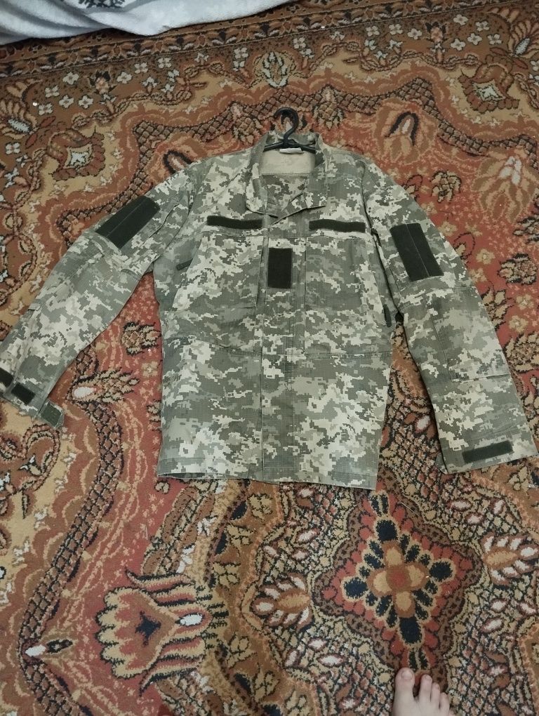 Продам военную форму пиксель