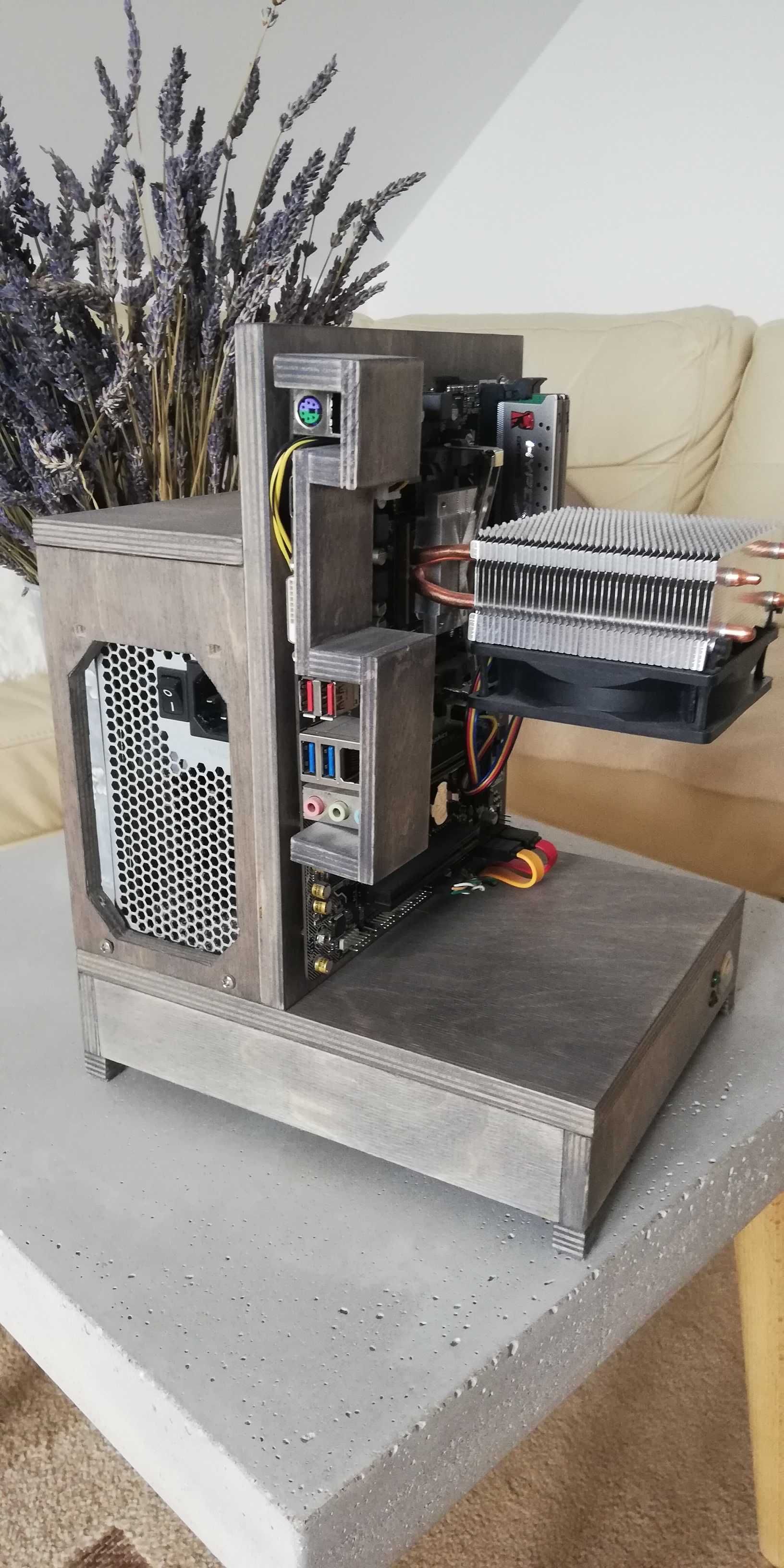 Komputer stacjonarny, DIY, obudowa open case
