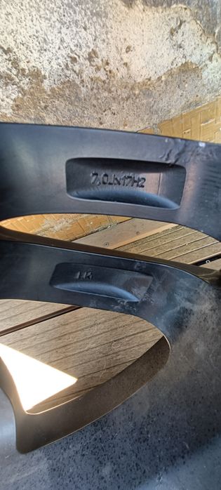 Koła felgi czarne  opony zimowe  VW t-roc ateca  5x112 17 cali 215/65