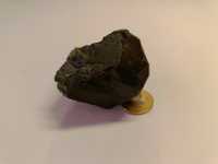 Naturalny kamień Czarny Turmalin w formie surowych brył nr 3