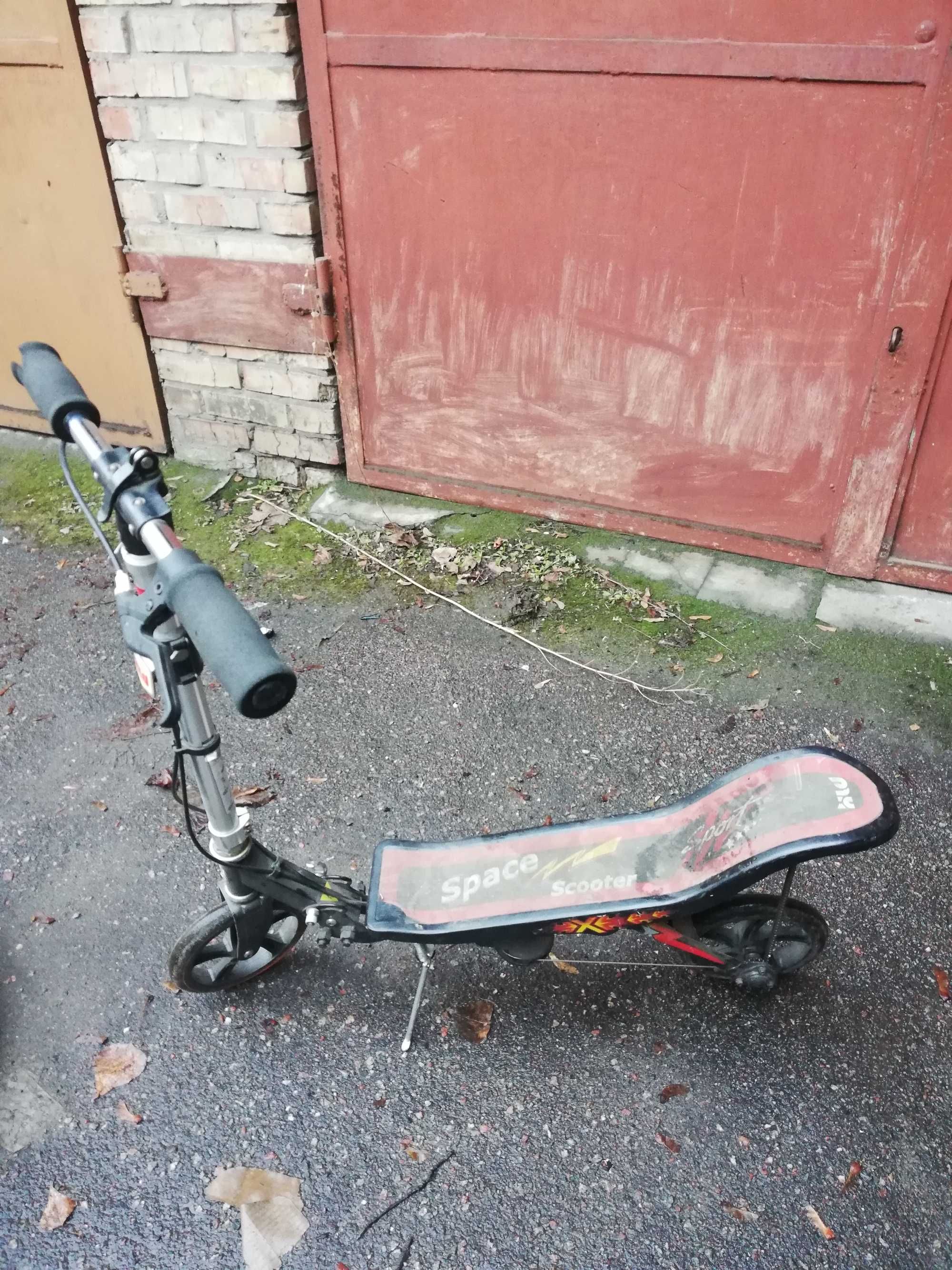 Самокат Space Scooter