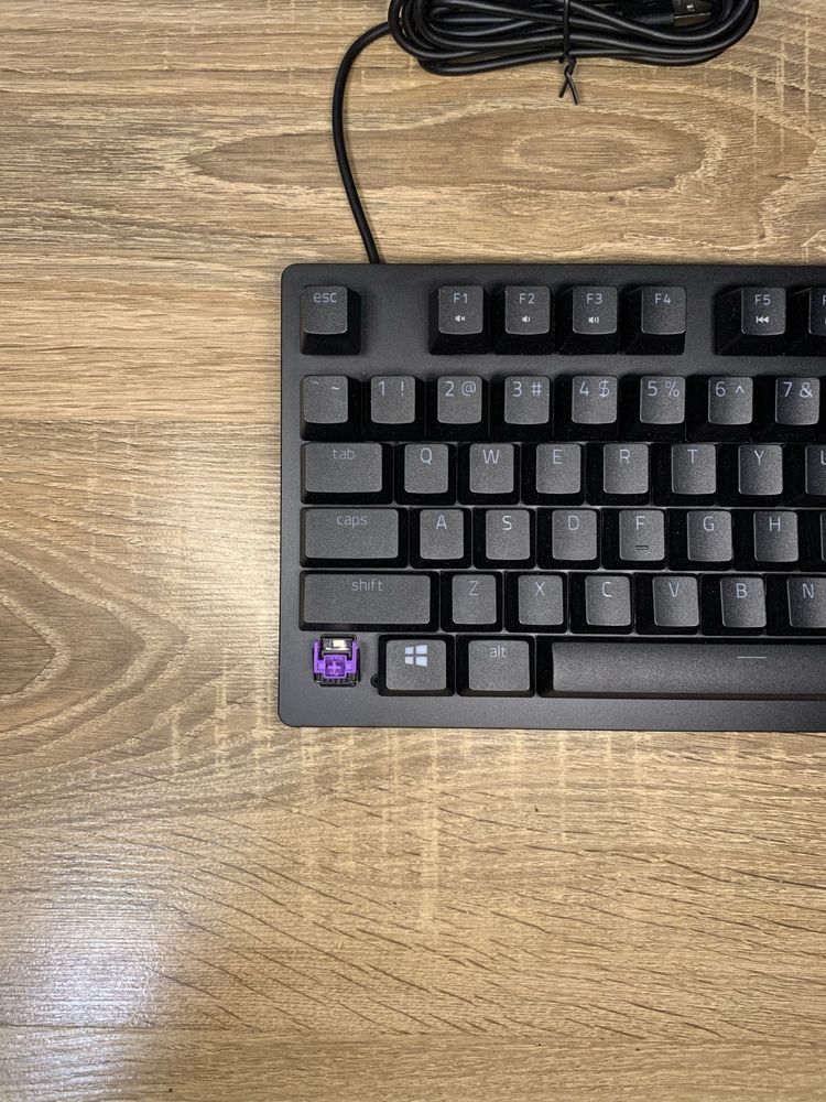 Клавіатура Razer Huntsman V2 TKL Purple Clicky Switch