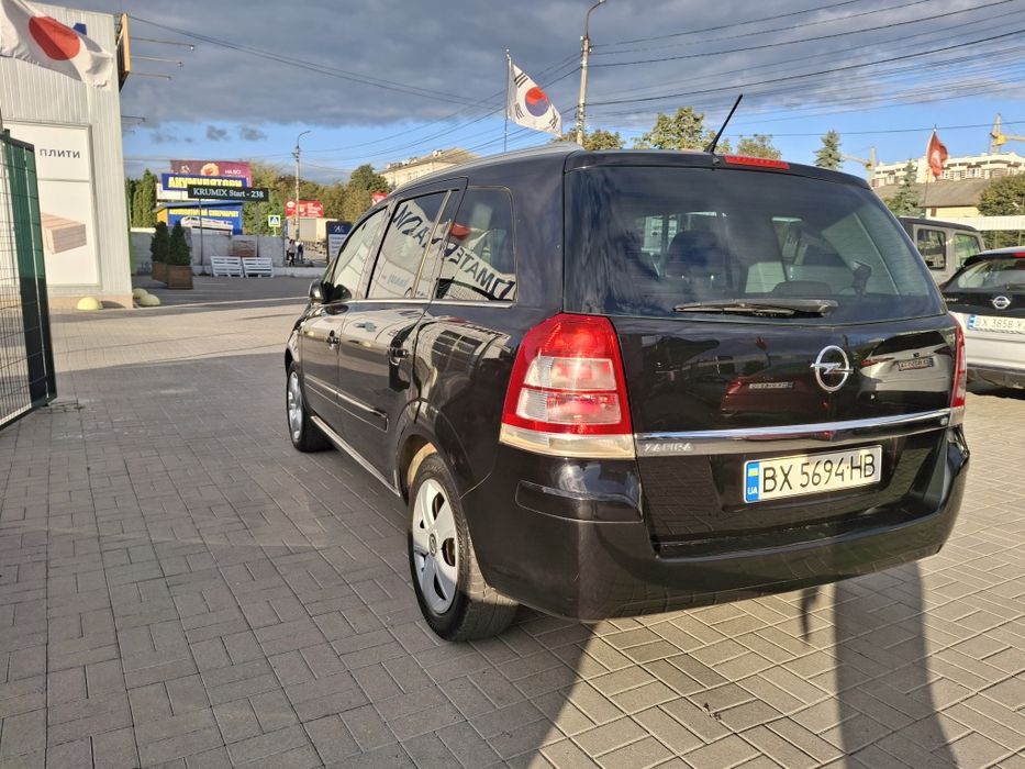 Opel zafira 1.8. 7місць