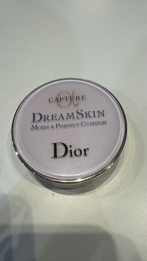 Dior capture dreamskin, зволожувальний тональний крем