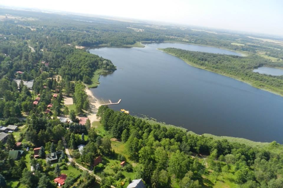 Działka nad jeziorem łukcze