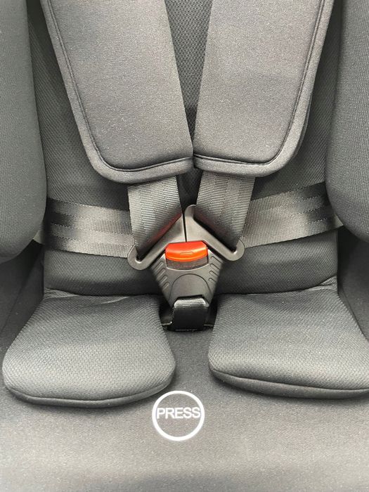 EvolveFix Plus i-Size 0-36 Rwf Bebeconfort Black