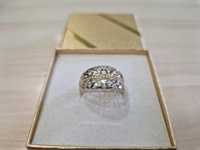 Nowy złoty pierścionek z dodatkiem białego złota PR 585