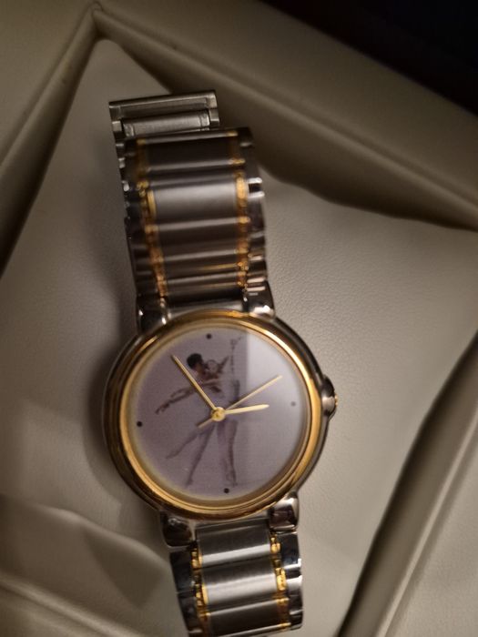 Женские часы CITIZEN WATCH CO.